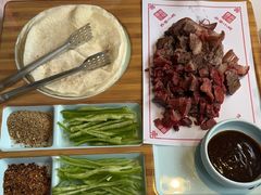 -乔家小院•非遗驴肉•本地小海鲜(滨河路店)