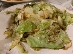 手撕卷心菜-十面欢腾·海鲜面·台式Bistro(长乐路店)