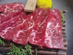 -山川小町·极番烧肉(新地假日广场店)