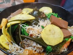 -万记麻辣烫国展总店
