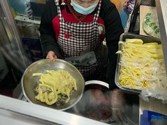 -玲玲米粉·新疆现炒米粉(大十字总店)