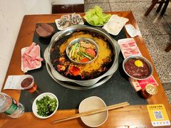 -邓莽子老火锅(中兴路总店)