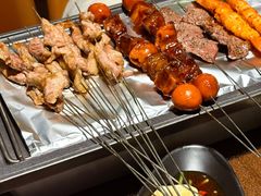 -曼听小寨海鲜烧烤·大连辣炒大王(盖州街店)