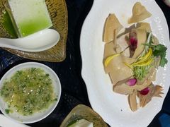 -明本湛江鸡•海鲜小厨(陈家祠店)