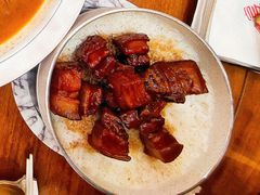 红烧黑猪肉-鲁宴·鲁煨黄河生态大鲤鱼(月坛店)