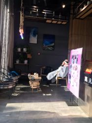 -MOVAN  HAIR莫凡匠人发型屋