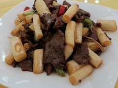-五稻厨房粤西菜(新闻店)