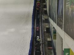 -乔波室内滑雪场