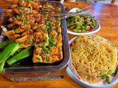 -宫老四·上品烧烤酒店(汉东路店)