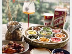 -包整·丝娃娃(一览甲秀楼风景店)