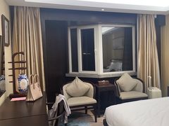 -广东大厦酒店(广州北京路步行街纪念堂地铁站店)