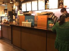 -星巴克(广州中华广场B1层店)