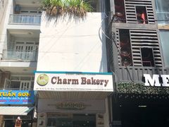 -Bánh Mì Huynh Hoa