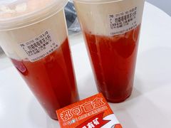 奶霜莓莓果茶-CoCo都可(北美店)