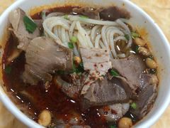 -覃肥叔桂林米粉(粮道街店)