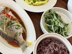 -雪梅月子中心(华侨城店)