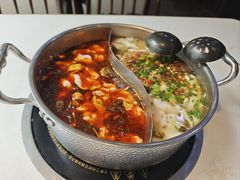 -德林酸菜鱼火锅(南丹店)