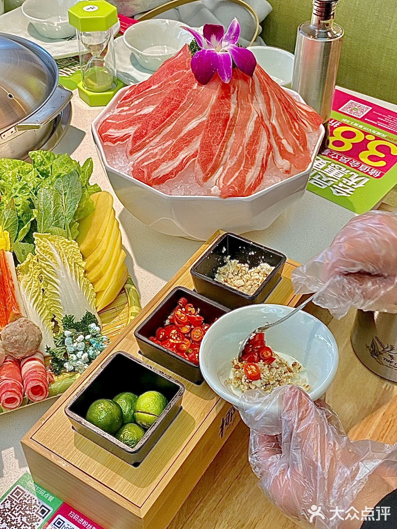 贵阳美食｜🥥冬天的第一锅养生椰子鸡