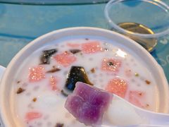 -三亚火车头万人海鲜广场