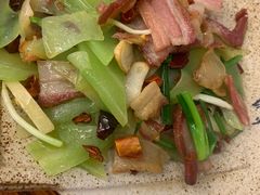 -滇香肴·云南菜蒸汽石锅鱼(云南北路店)
