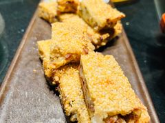 -铜锣湾·有麝自然香(渝北财富中心店)