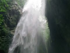 -龙水峡地缝景区
