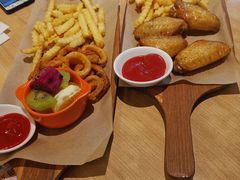 -必胜客(江桥万达店)