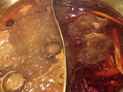 -重庆爽翻天老火锅(临平万达广场店)