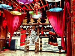 -老滇山寨•云南特色菜•地方菜•民族风情歌舞表演(金碧店)