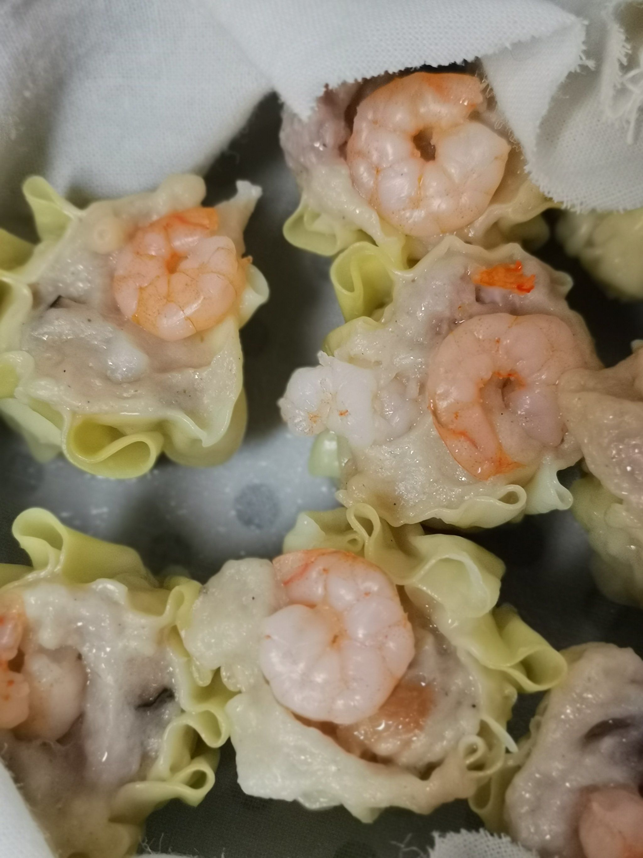 清爽蒸虾仁烧卖好吃