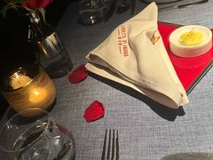 -弦月窗LUNETTE BY AMANDA(复兴路店)