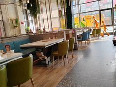 -红樱桃·欢乐餐厅(太原里店)