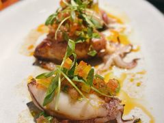 土豆泥填馅小鱿鱼-LESCEDARS Brasserie Bistro香柏树