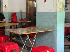 -灵山卢梅燕粉店