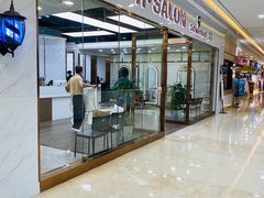 -鸿通城购物中心