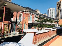 -香港大学