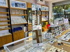 -沪睛眼镜蔡司官方授权店(金桥佳林路店)