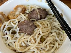 -牛八宝桂林米粉(八里庄店)