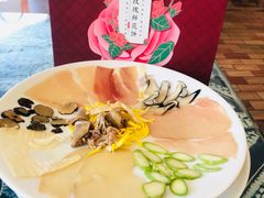 -桥香园过桥米线(国贸店)