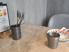 -必胜客(尹山湖歌林公园店)