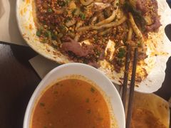 -成都你六姐·牛肉冒菜(城市集市合生汇店)