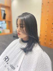 -P.R.O.salon 发哲