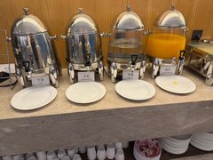 -荷逸唐电竞酒店(上海惠南地铁站店)