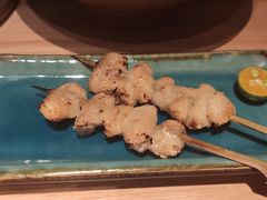 秘制脆骨鸡肉串-人间酒暖·Go blanc·烧鸟·深夜食堂(陆家嘴店)