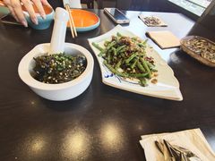 -川流不息·地道川菜·小龙虾(松东路店)