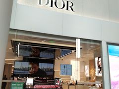 -Dior迪奥(上海世茂广场店)
