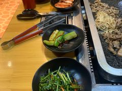 -小黑猪石板烤肉(皇冠花园店)