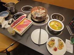 -钱小奴海鲜自助黑金店(杭州滨江龙湖店)