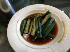 -大鸭梨烤鸭店(金顶街店)