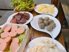-小牛家村·贵州黄牛肉火锅(梦想小镇二分店)